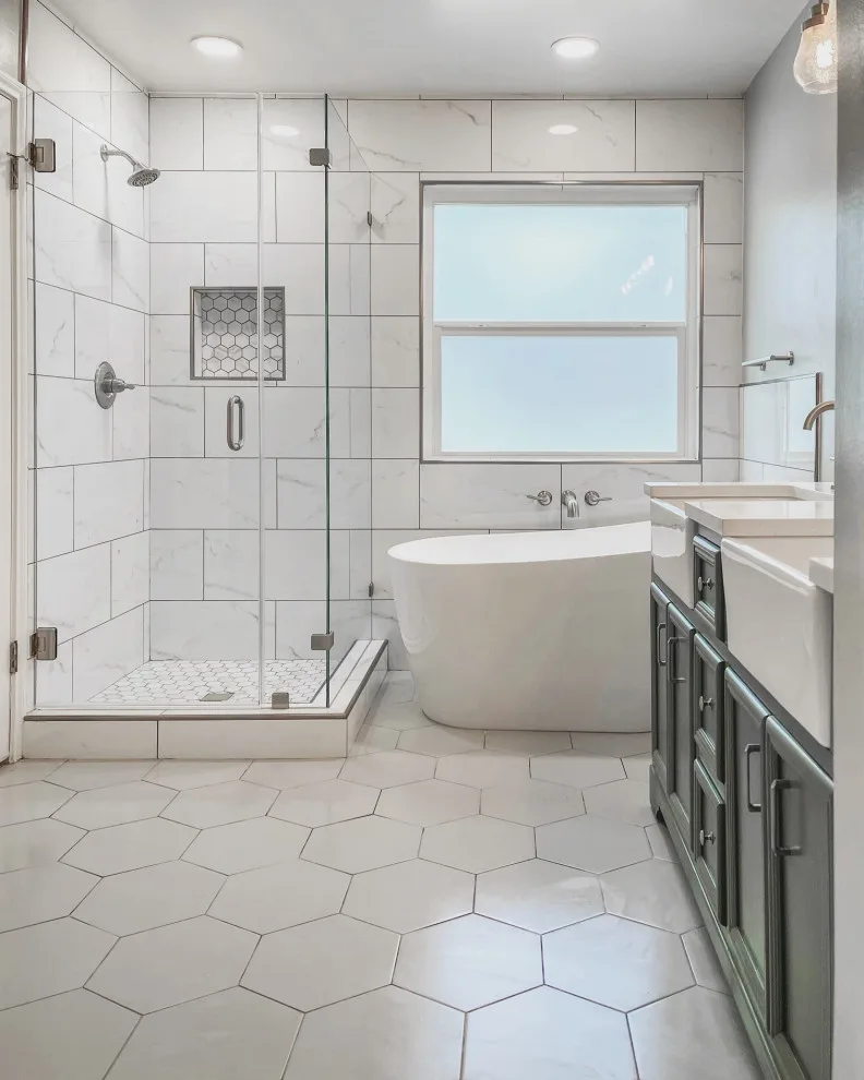 Contemporary Bathrooms by Fit Build Construction - Photo 3