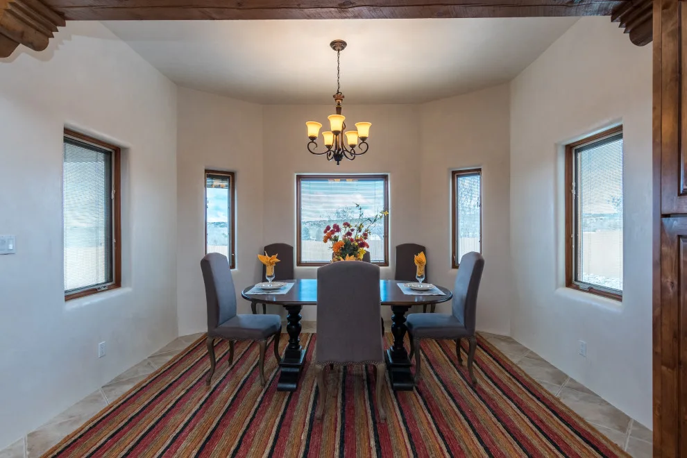 Santa Fe-inspired makeover by Clemens Custom Homes LLC. - Photo 8