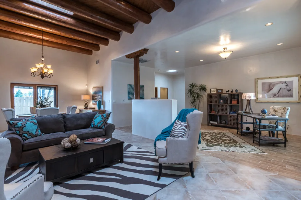 Santa Fe-inspired makeover by Clemens Custom Homes LLC. - Photo 10