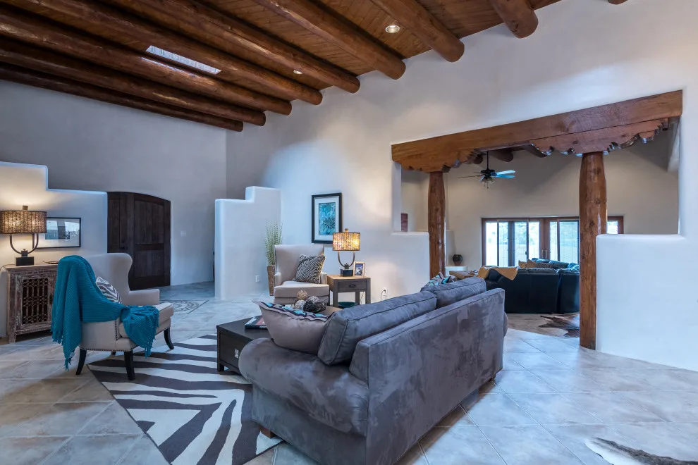 Santa Fe-inspired makeover by Clemens Custom Homes LLC. - Photo 5