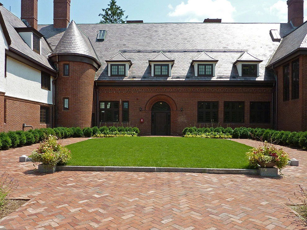 Shaw Hall / Mount Ida College by Ryan Associates Landscape Architecture & Planning - Photo 5