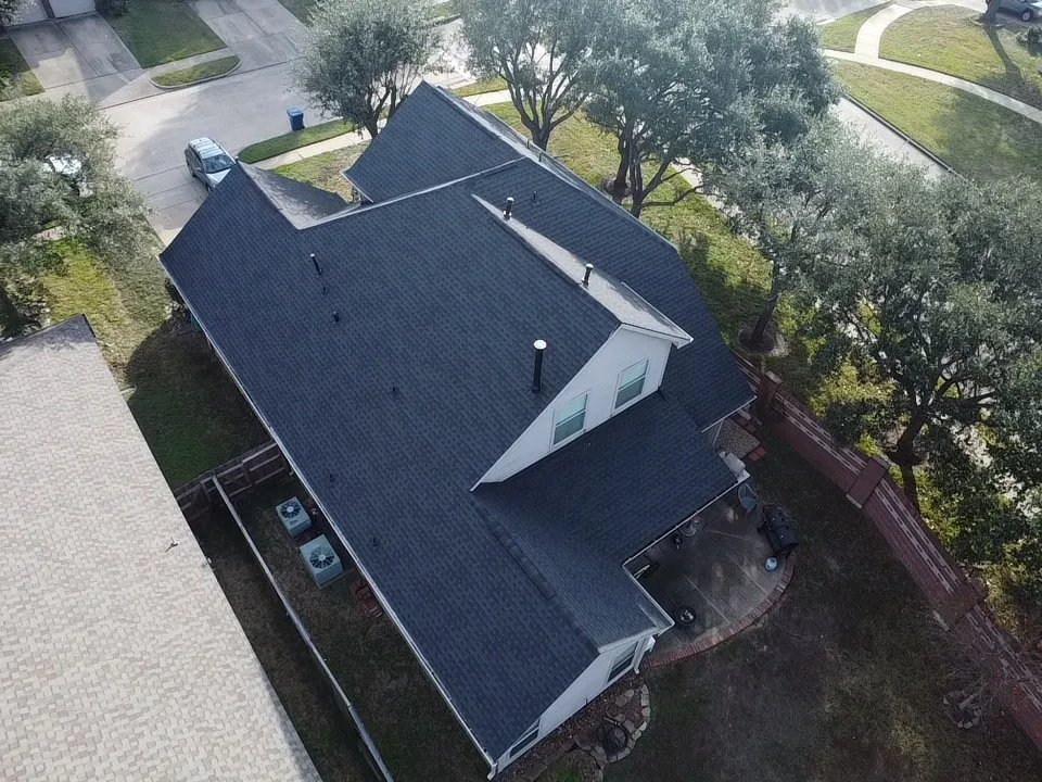 GAF HDZ Charcoal Blend by Universal Roofing And Restoration - Photo 2