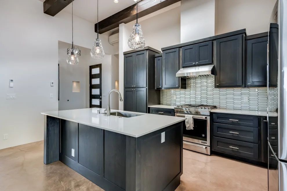 Contemporary home with scenic views by Clemens Custom Homes LLC. - Photo 7