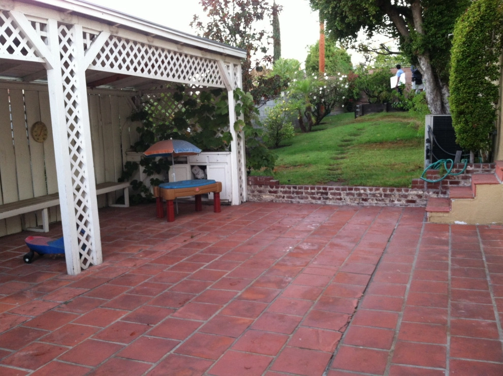 Glendale Spanish by Sacred Space Garden Design Inc - Photo 8