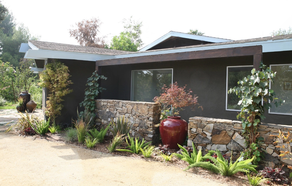 Sacred Space Garden Design Inc - Photo 13