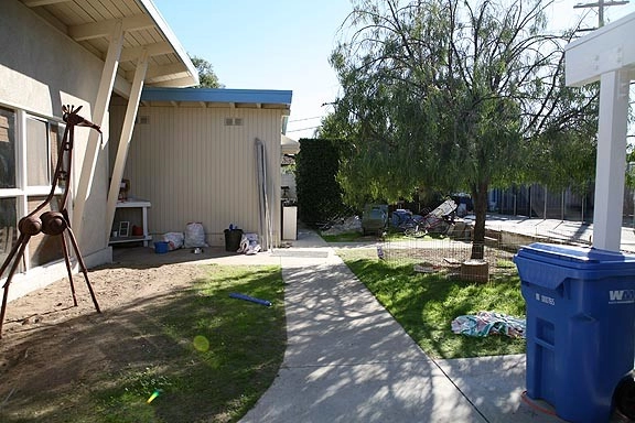 Arcadia Mid Century Modern by Sacred Space Garden Design Inc - Photo 9