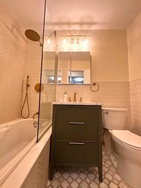 Restroom and Living Area by Exquisite Construction Corp - Photo 3