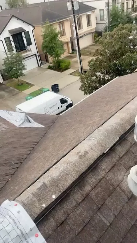 Universal Roofing And Restoration - Photo 9