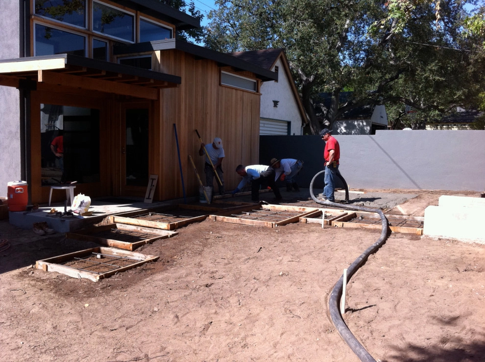 Japanese Modern Farmhouse Pasadena by Sacred Space Garden Design Inc - Photo 7