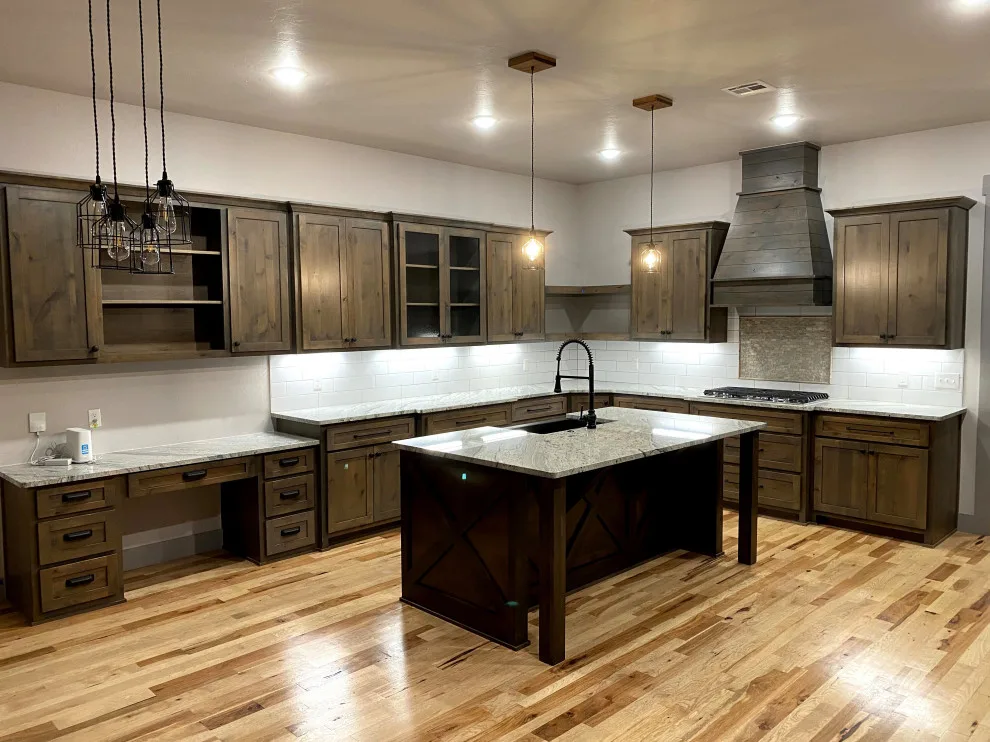1110 Tailored Residence by J. Poe Construction Inc. - Photo 4