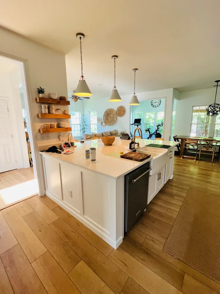 Kitchen and Bathroom: Major Kitchen Renovation! Clients Required a Functional Island by Colibri Construction - Photo 7