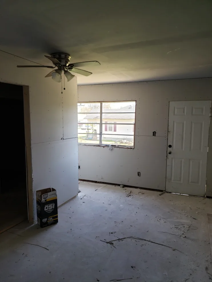 Smith Property Solutions LLC - Photo 13