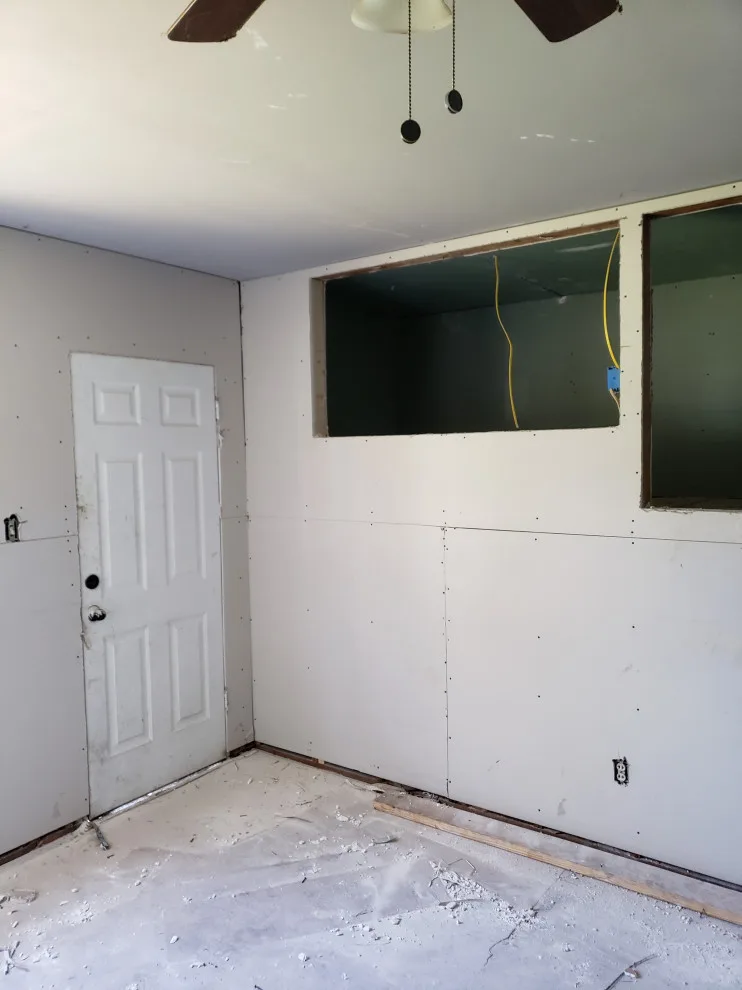 Smith Property Solutions LLC - Photo 12