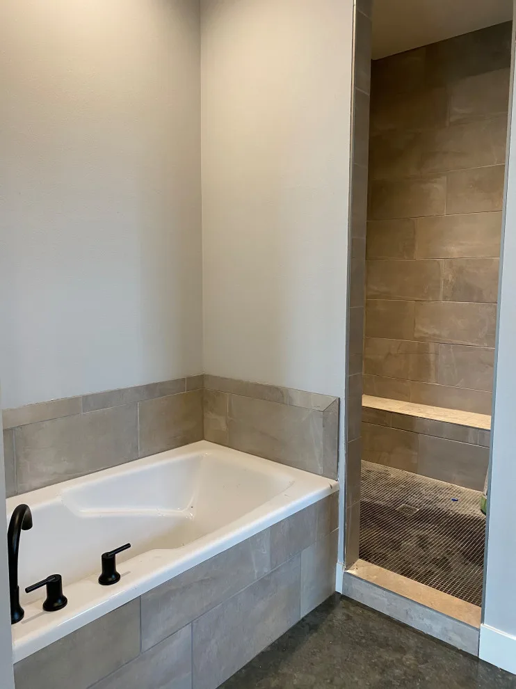 Contemporary Farmhouse Design by Neil Robinson Custom Homes, LLC - Photo 47