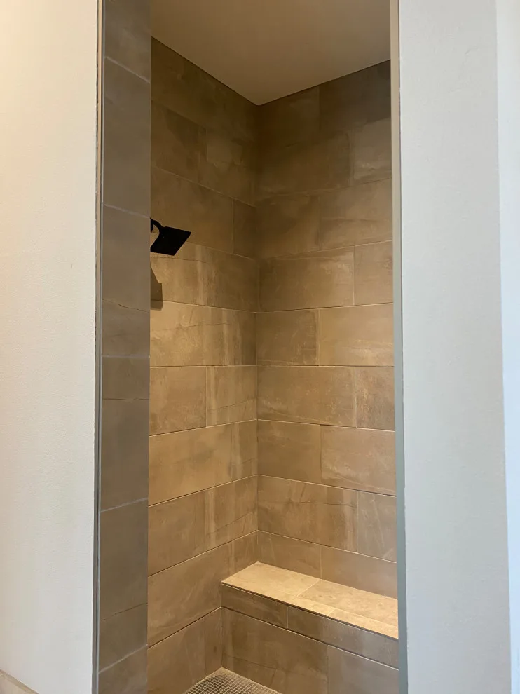 Contemporary Farmhouse Design by Neil Robinson Custom Homes, LLC - Photo 37