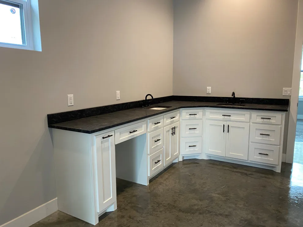 Contemporary Farmhouse Design by Neil Robinson Custom Homes, LLC - Photo 54