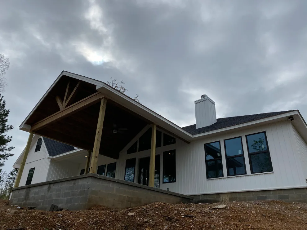 Contemporary Farmhouse Design by Neil Robinson Custom Homes, LLC - Photo 36