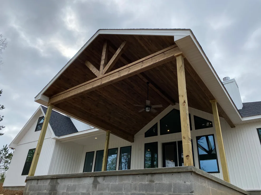 Contemporary Farmhouse Design by Neil Robinson Custom Homes, LLC - Photo 42