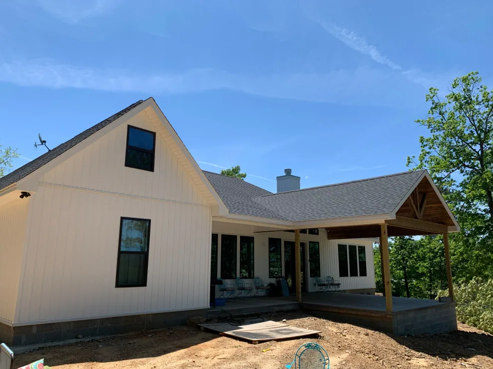 Contemporary Farmhouse Design by Neil Robinson Custom Homes, LLC - Photo 24