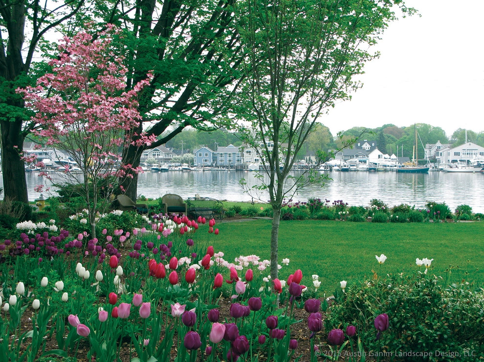 Circular Waterfront Garden - Darien, CT by Austin Ganim Landscape Design, LLC - Photo 13