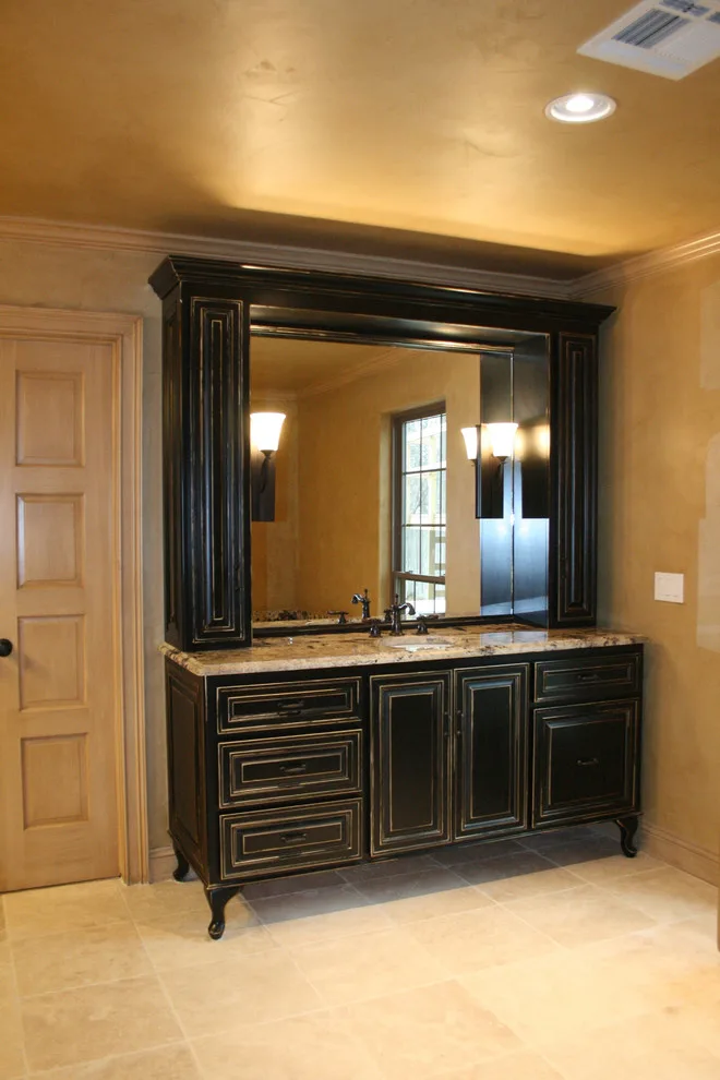 Art Deco Bathroom Renovation by Home Innovations - Photo 2