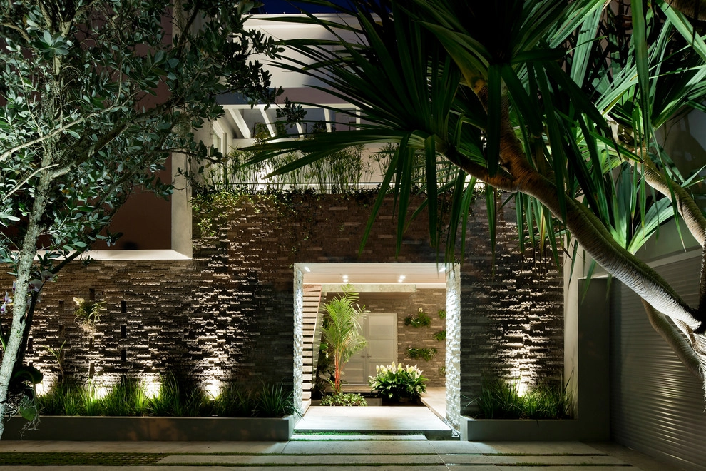 Cisneros Residence by Savino Miller Design Studio - Photo 4