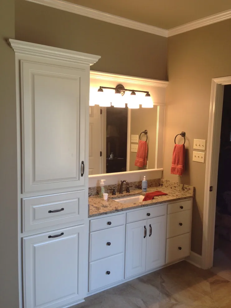 Restroom - Sanders by Hendricks Construction Co., Inc. - Photo 5