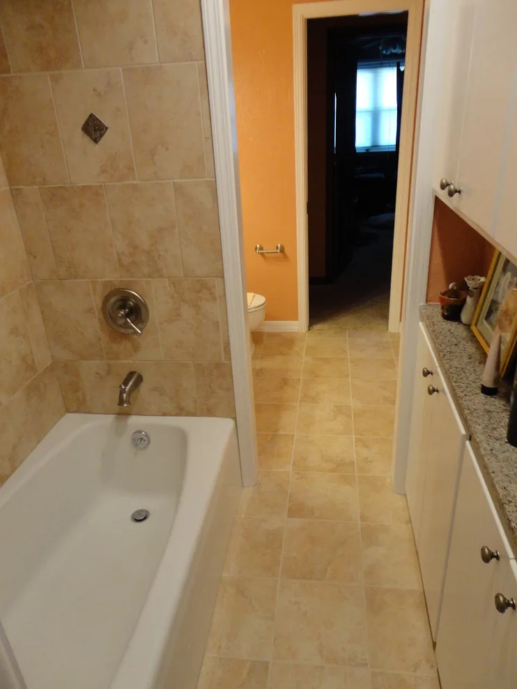 restroom by Birmingham Remodeling And Construction, LLC - Photo 3