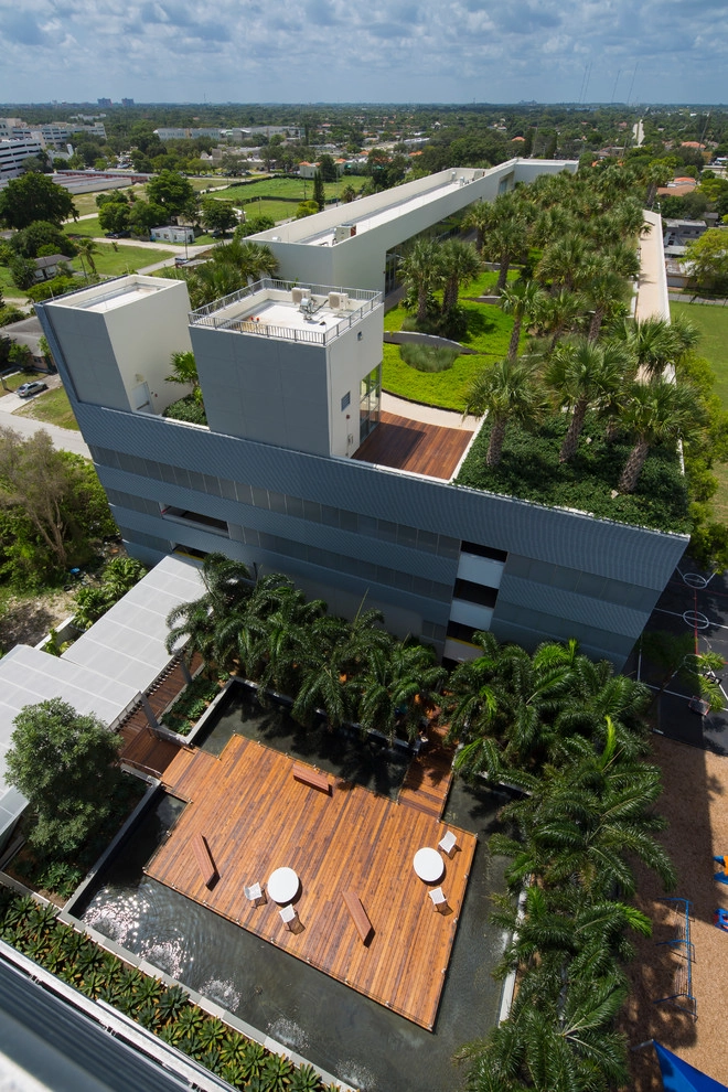 Aventura Optima by Savino Miller Design Studio - Photo 7