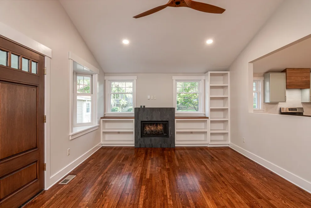 Crescent Maple Renovation by Evergreen Construct Inc. - Photo 25