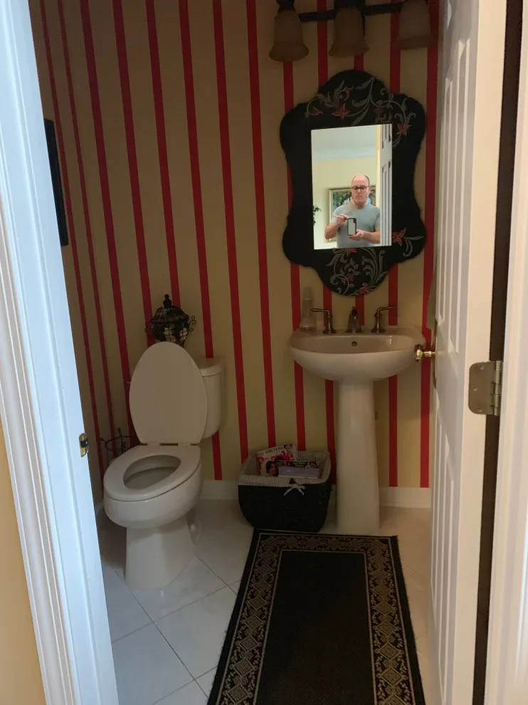 Main Level Remodel and Decor Transformation Showcase by Reo-servicepro, INC. - Photo 10