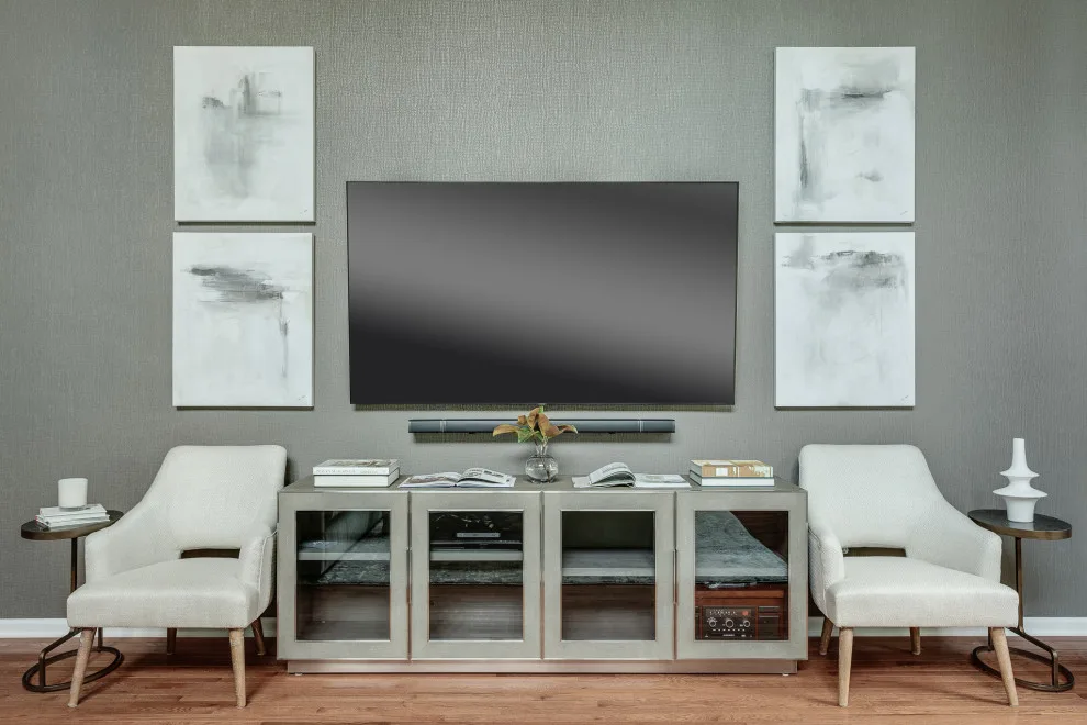 Main Level Remodel and Decor Transformation Showcase by Reo-servicepro, INC. - Photo 21