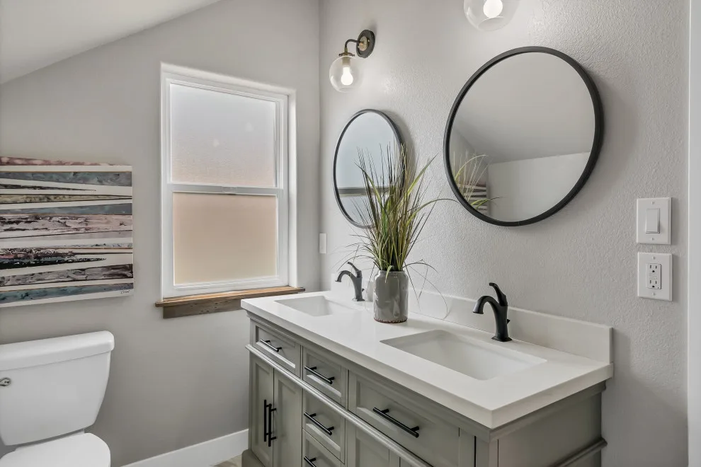 Brad Street Custom Home Construction in Bend, OR by C Squared Customs - Photo 12