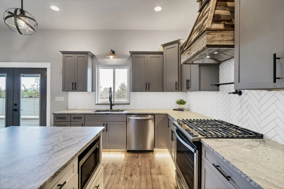 Brad Street Custom Home Construction in Bend, OR by C Squared Customs - Photo 42