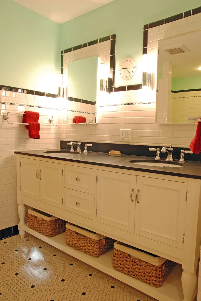 Dormer bungalow featuring a bathroom by Pekel Construction & Remodeling - Photo 4