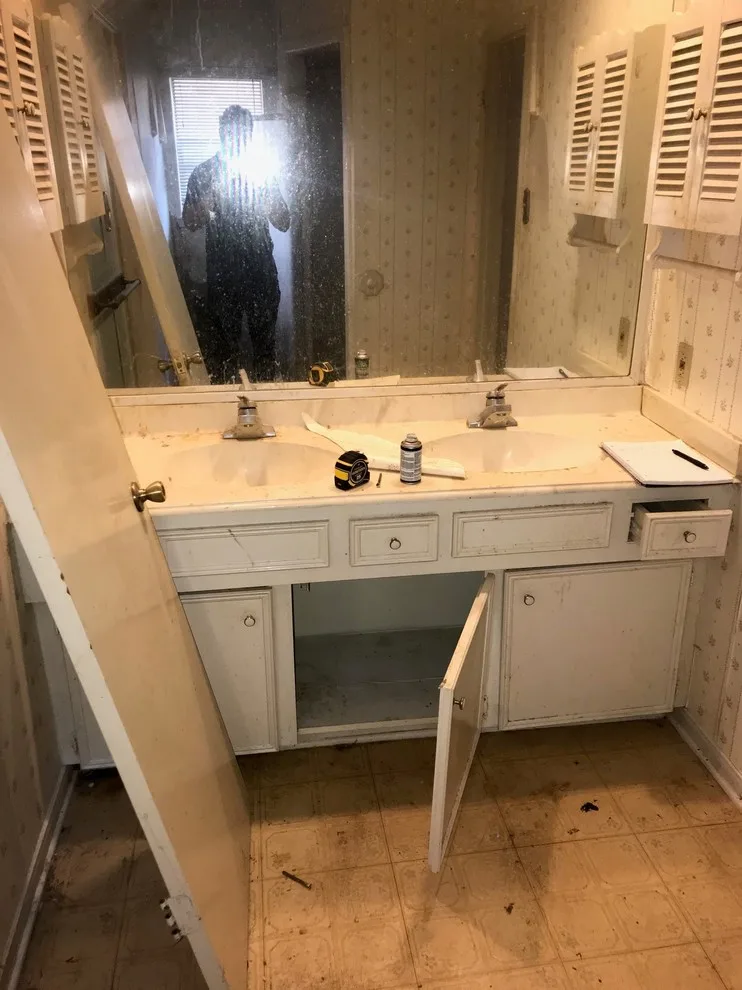 Carolyn Davis - Complete Home Renovation by Romo Remodeling - Photo 28
