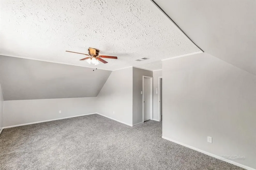 Carolyn Davis - Complete Home Renovation by Romo Remodeling - Photo 32