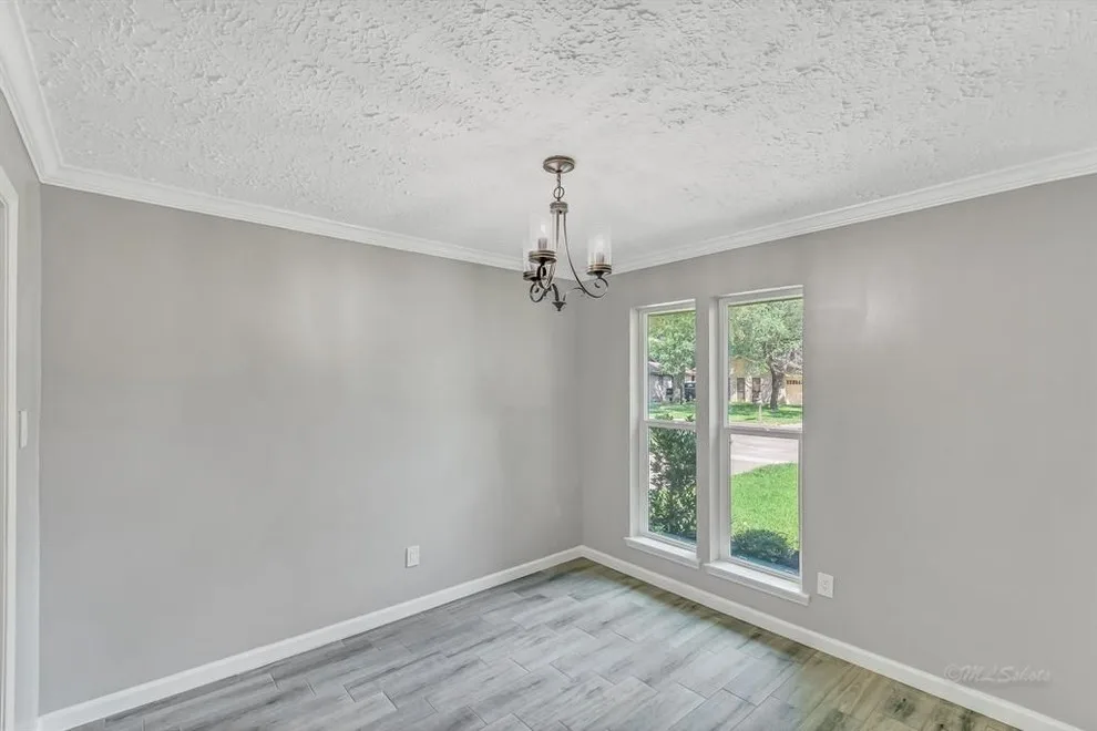 Carolyn Davis - Complete Home Renovation by Romo Remodeling - Photo 17