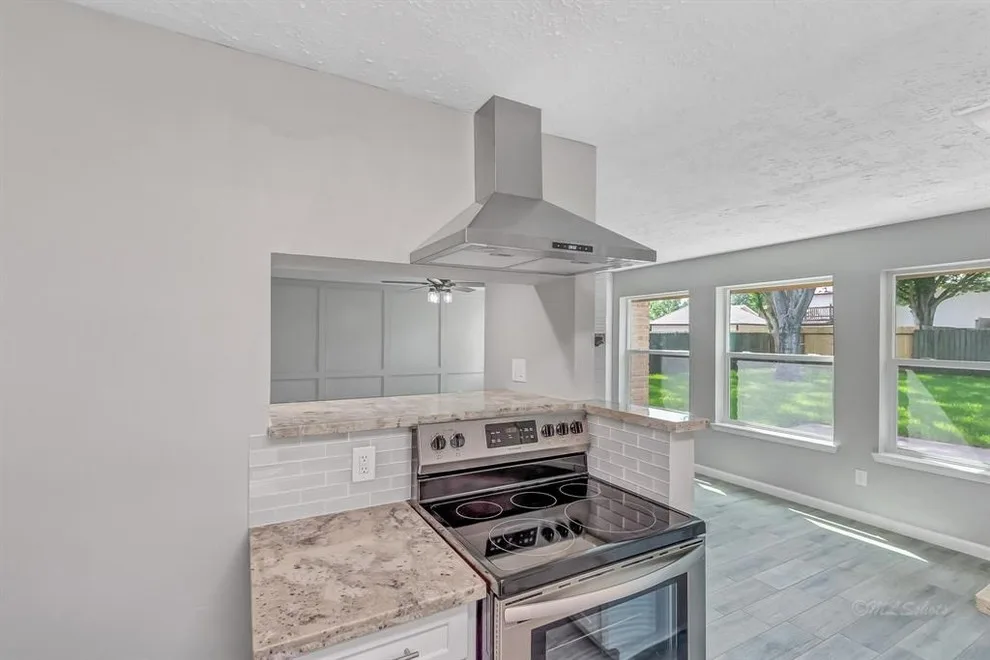 Carolyn Davis - Complete Home Renovation by Romo Remodeling - Photo 23