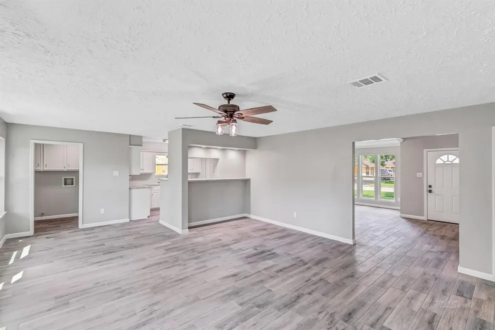 Carolyn Davis - Complete Home Renovation by Romo Remodeling - Photo 11