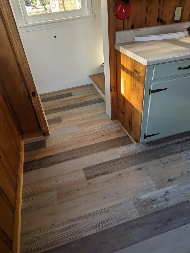 Clarendon Interior Flooring by Construction Straight Up - Photo 7