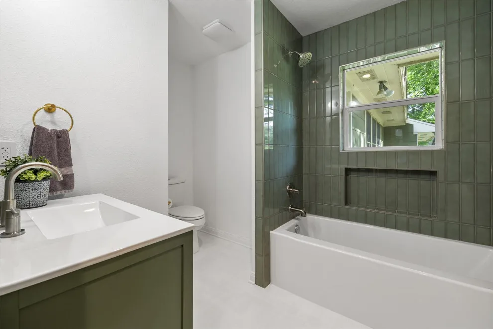 University Street by Anew Remodeling - Photo 12