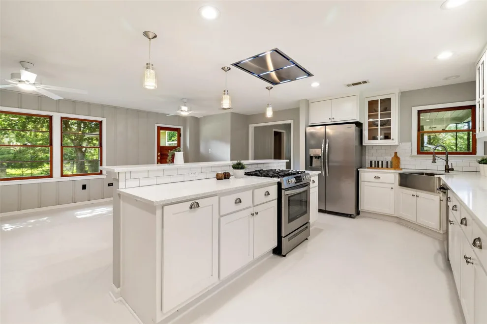 University Street by Anew Remodeling - Photo 13