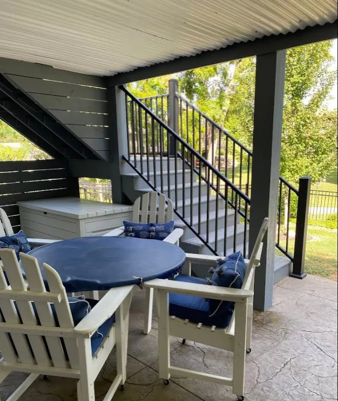 Lake Waukomis Composite Deck Construction by Elite One, Inc. - Photo 11