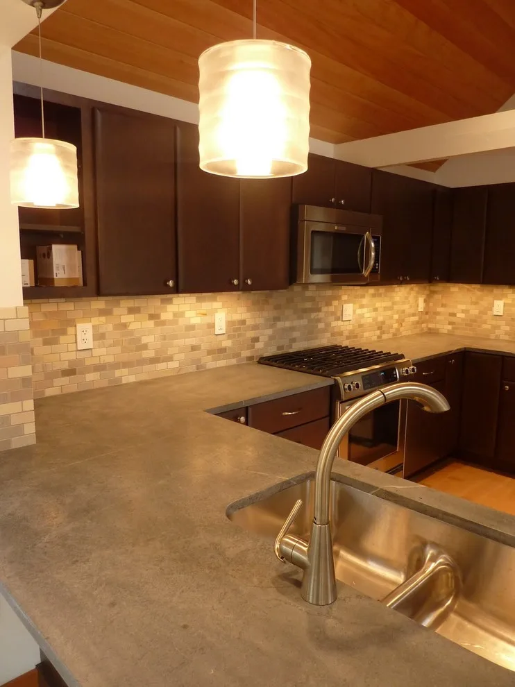 Modern Cottage Renovation and Expansion by Baudo Builds - Photo 3