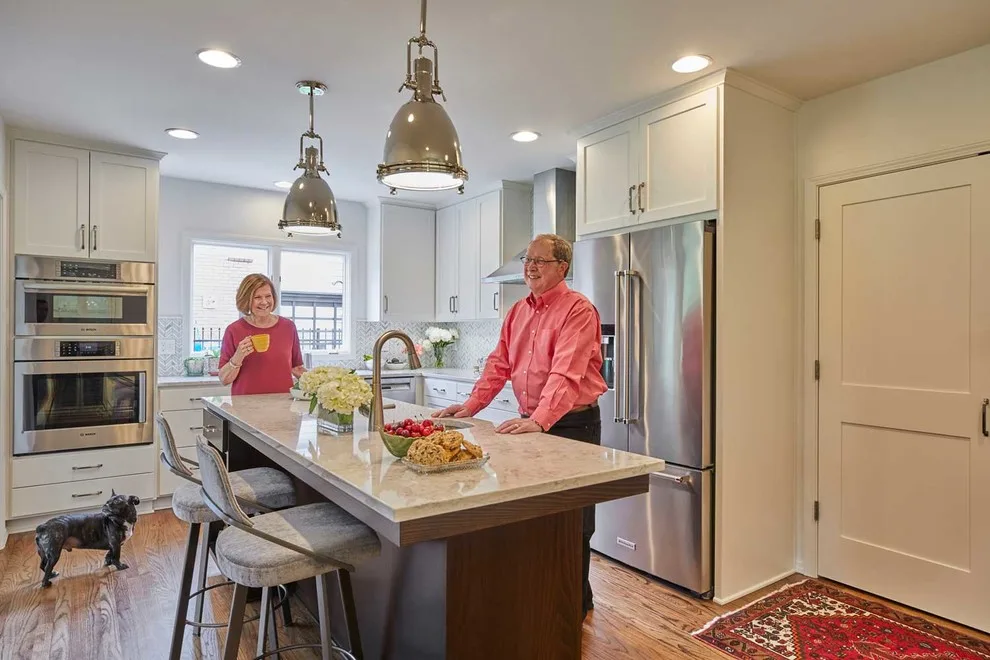 Modern Kitchen and Primary Bathroom by Rainbow Valley Design & Construction - Photo 4