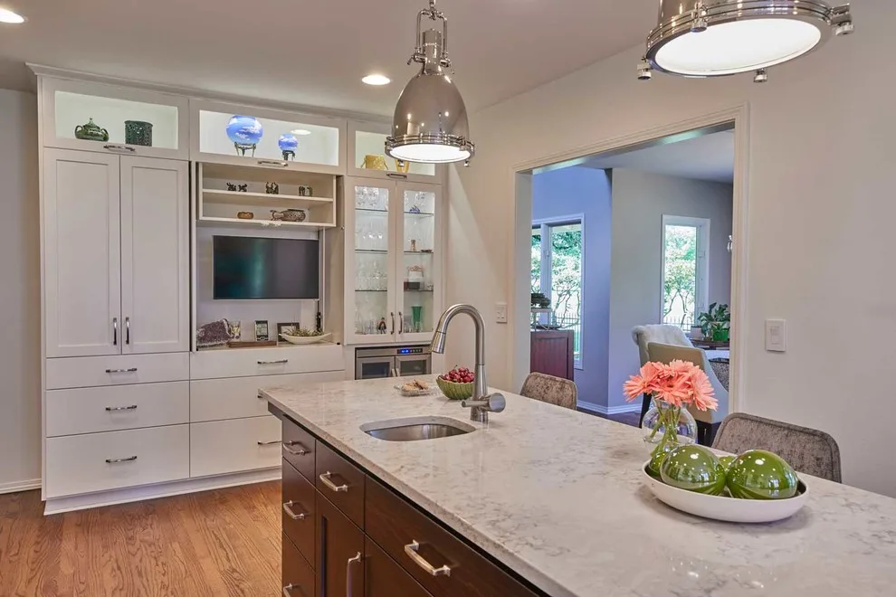 Modern Kitchen and Primary Bathroom by Rainbow Valley Design & Construction - Photo 12