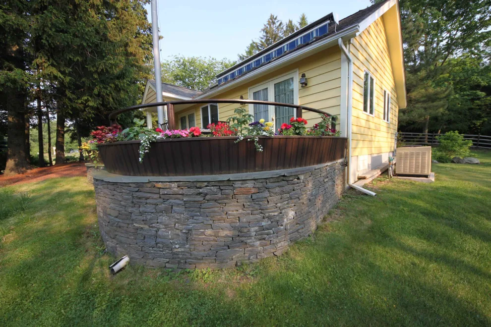 Cottage Retreat by Grain & Steel Contracting LLC - Photo 2