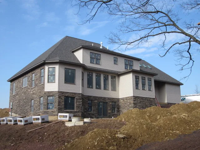 Rural Home by T-Ross Brothers Construction, Inc. - Photo 7