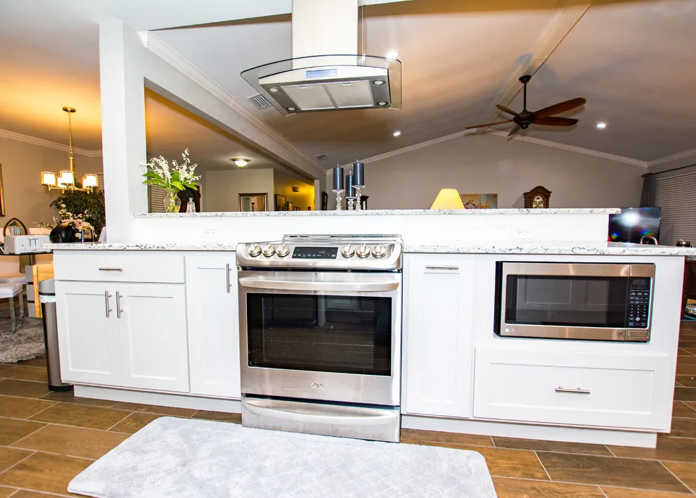 Shaw Company Remodeling - Photo 9